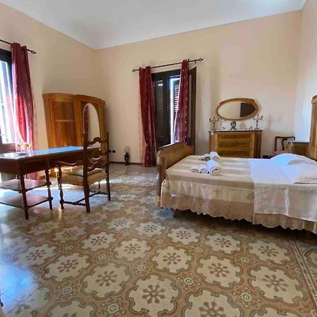 Villa Rosarossa Noto Exterior foto